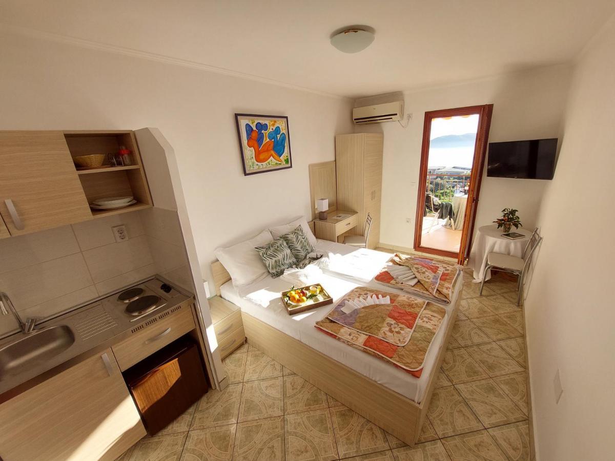 Apartmani Dalex Budva Buitenkant foto