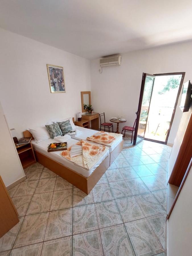 Apartmani Dalex Budva Buitenkant foto