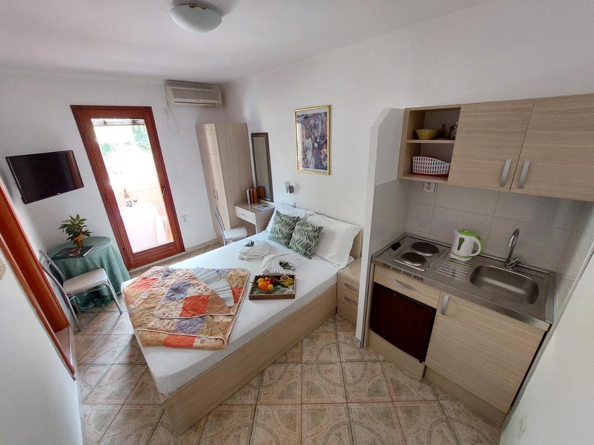 Apartmani Dalex Budva Buitenkant foto