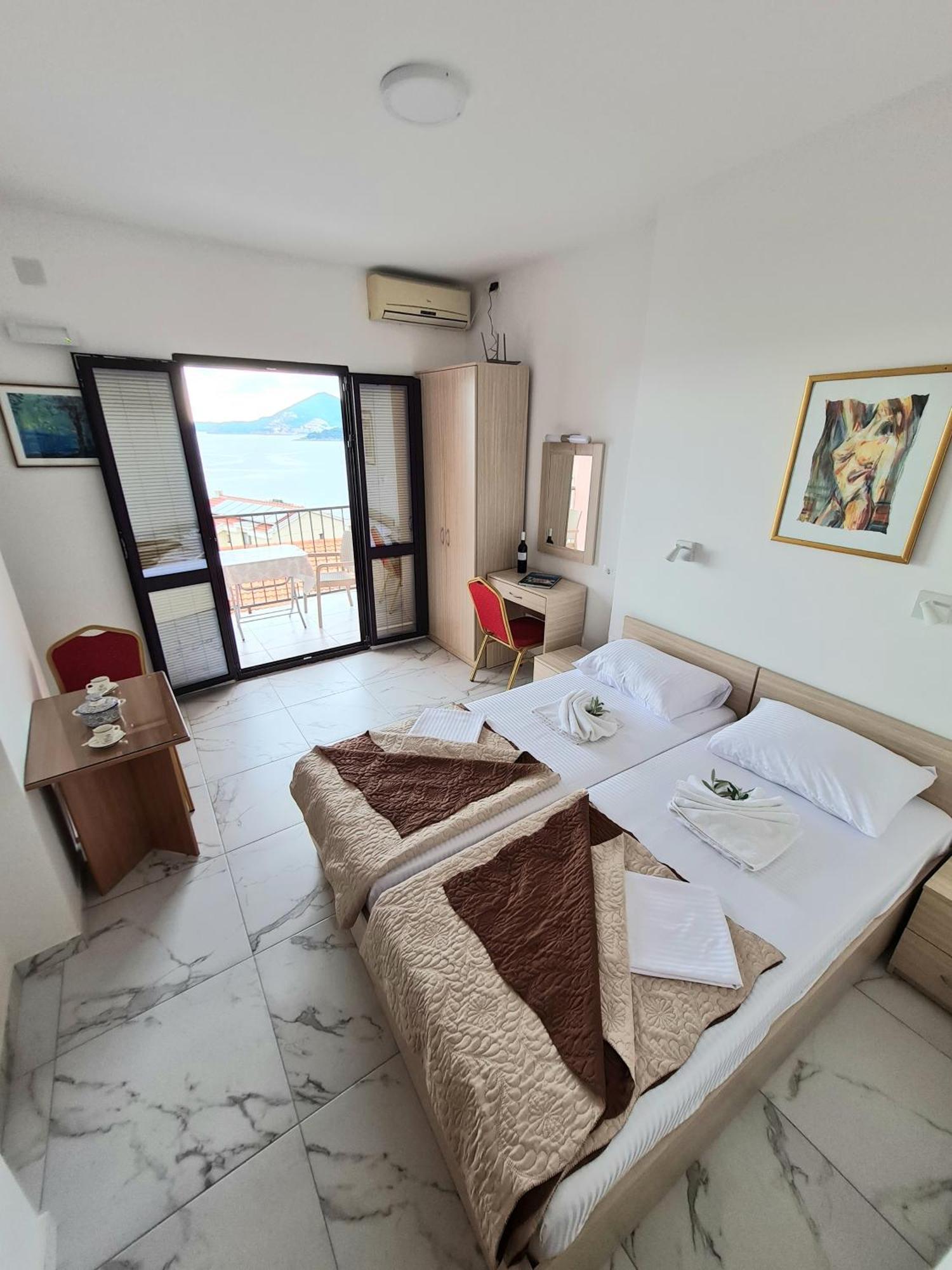Apartmani Dalex Budva Buitenkant foto
