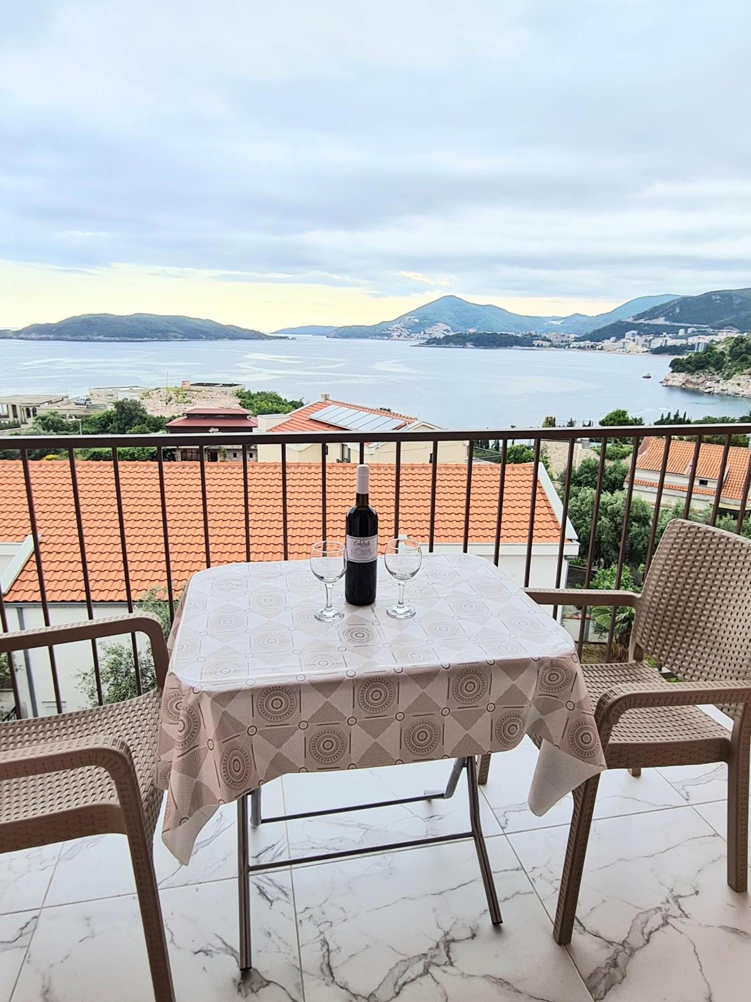 Apartmani Dalex Budva Buitenkant foto